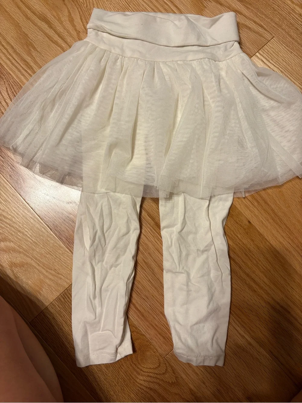 GAP Cream Tulle Skirt Leggings